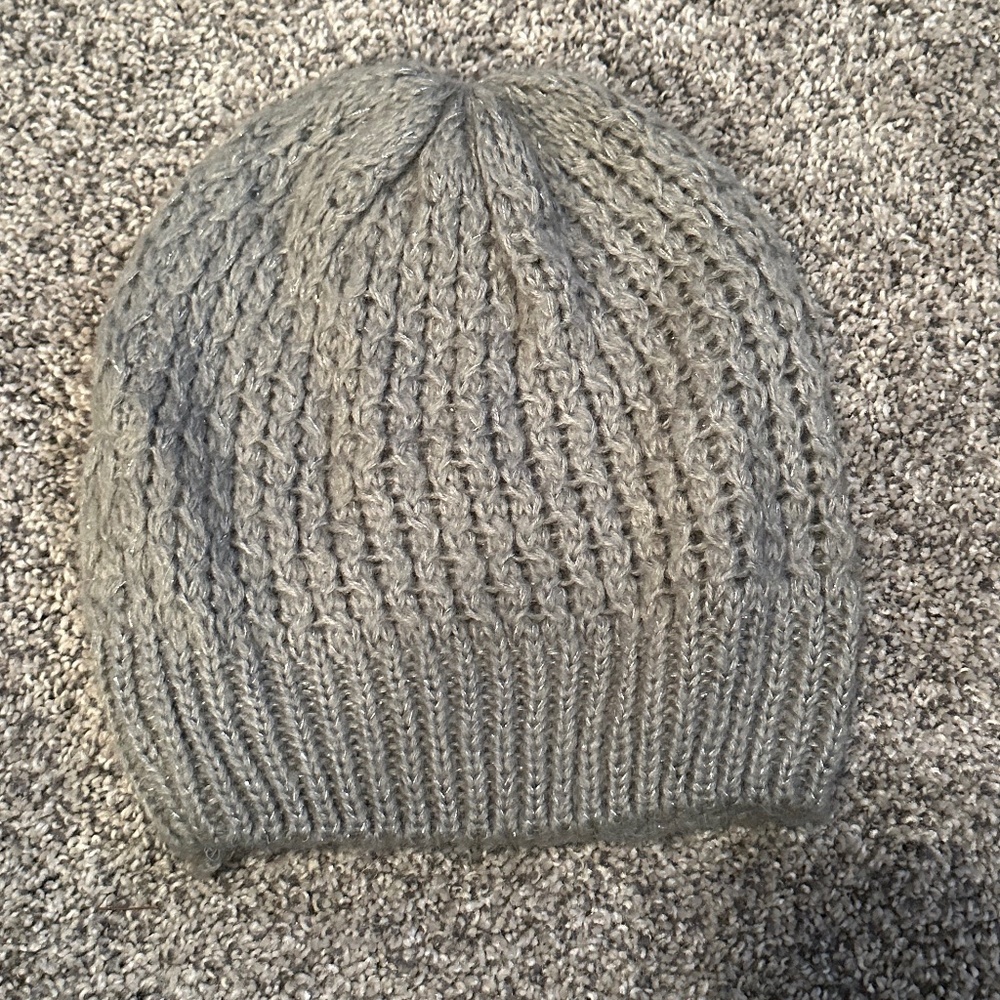 Womens hat grey